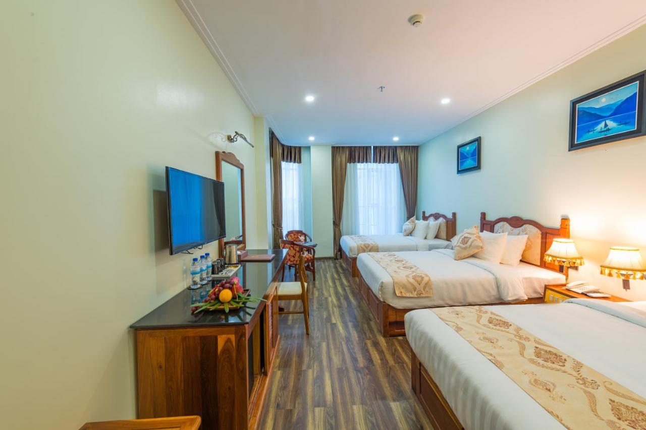 Kampong Thom Royal Hotel Exterior foto